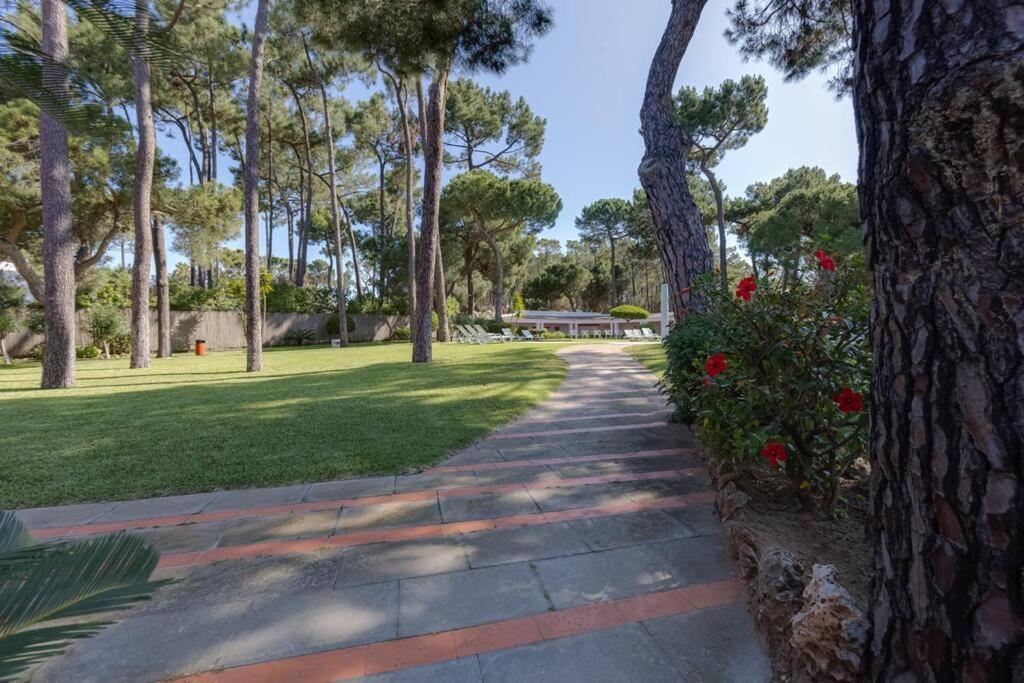 קווארטיירה Planalto - Cosy House For 4 In A Private Condo With Pool At Vilamoura מראה חיצוני תמונה
